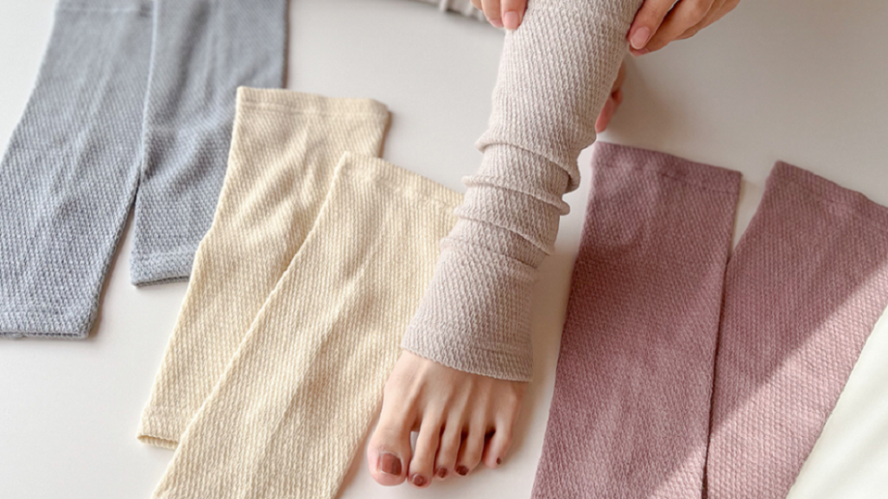 冷たい床に素足、もう卒業。冬こそ“足元温活”を